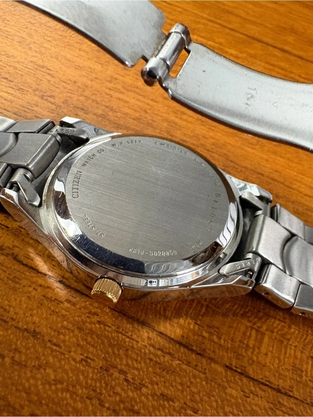 Citizen Men VTG Quartz Japanese Wristwatch